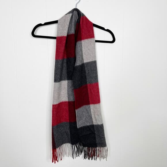 C By Bloomingdales Cashmere Plaid Fringe Scarf Red Gray Black Womens - Picture 2 of 9